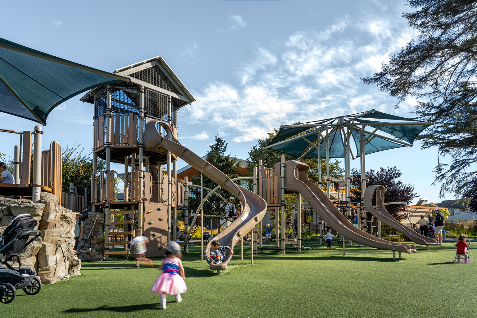Burlingame Community Center and Washington Park Playground