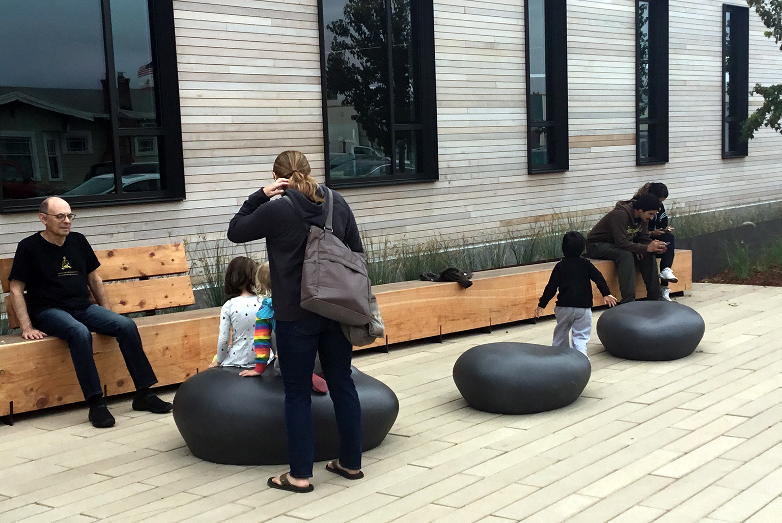 Half Moon Bay Library
